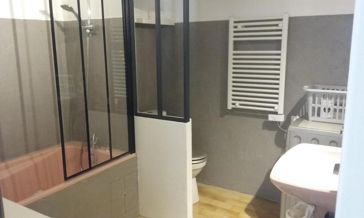 appartement climatisé avec terrasse au coeur de Nyons Esterno foto